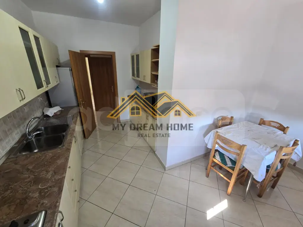 Apartament 3 rooms 140m² 3 floor