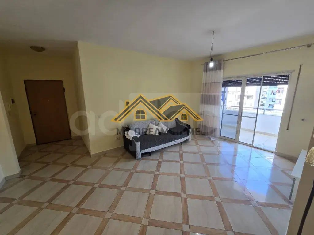 Apartament 3 rooms 140m² 3 floor