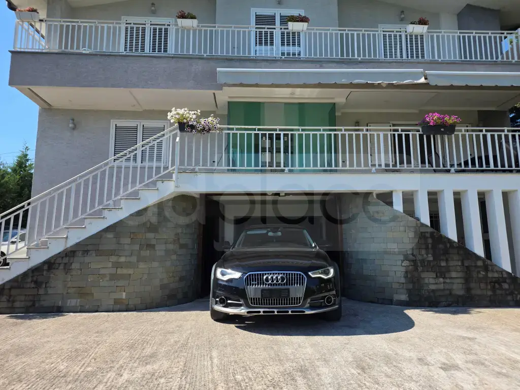 Audi A6 Allroad C7  2014, 219 000 km