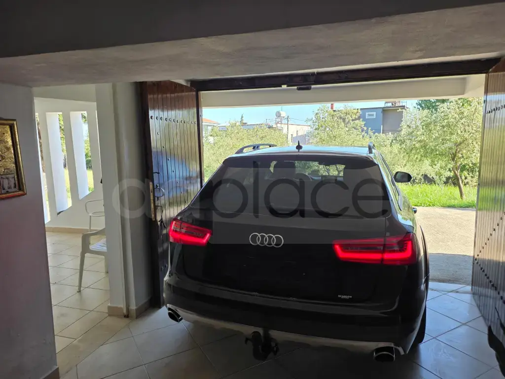 Audi A6 Allroad C7  2014, 219 000 km