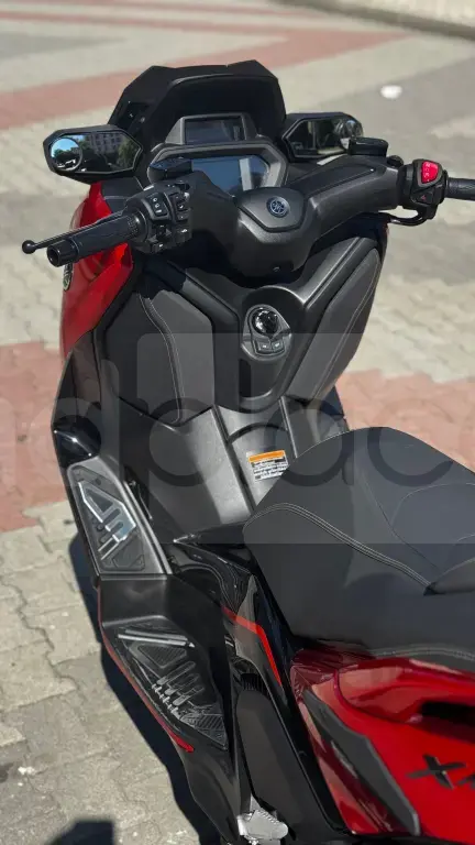 Yamaha Xmax