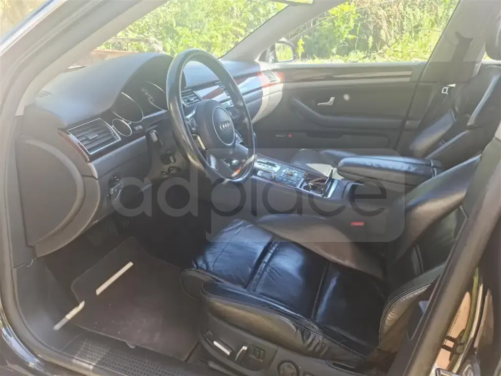 Audi A8 D3  2005, 349 999 km