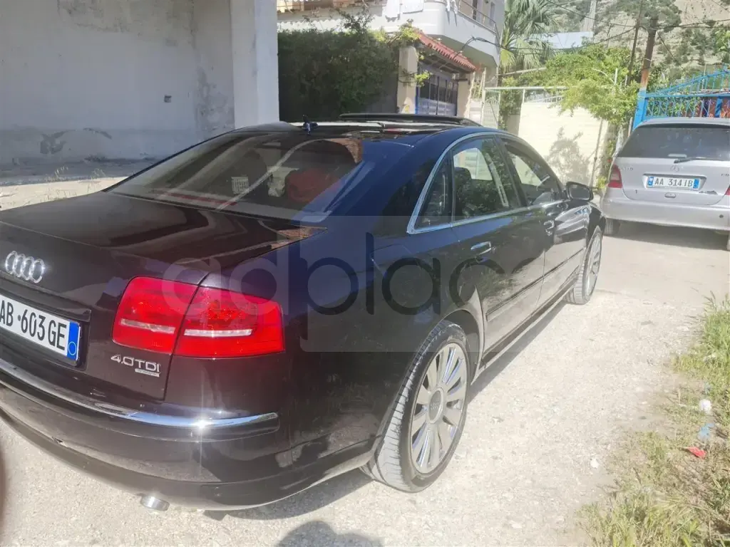 Audi A8 D3  2005, 349 999 km