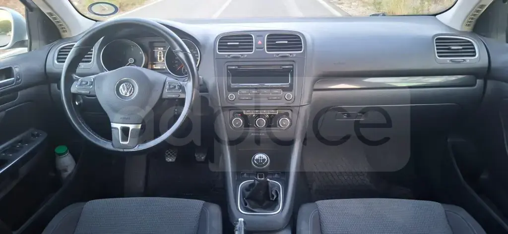 Volkswagen Golf VI  2012, 266 000 km