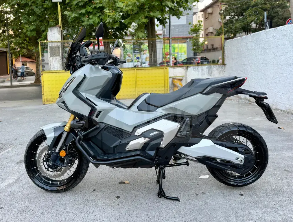 Shitet X-adv 750