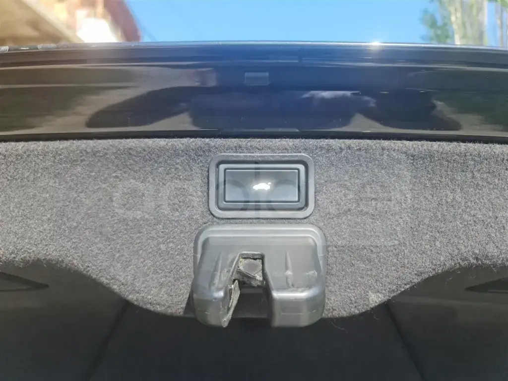 Audi A8 D3  2005, 349 999 km