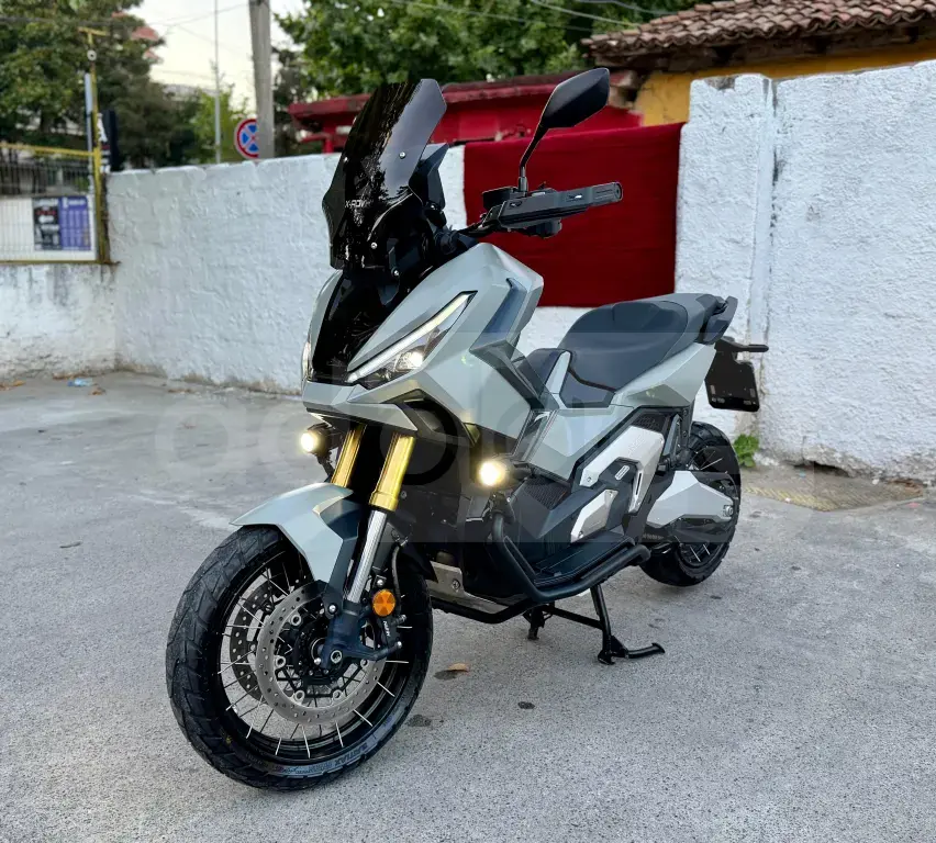 Shitet X-adv 750