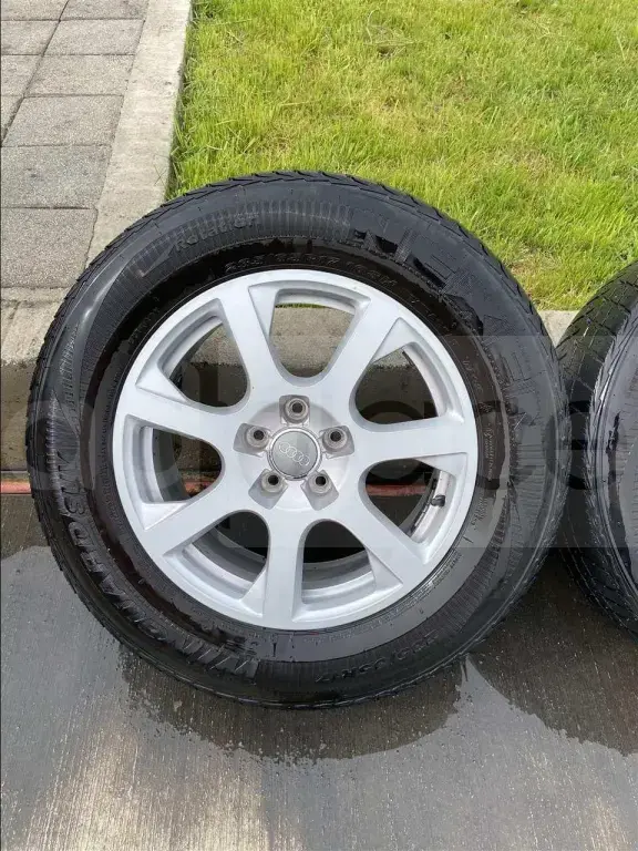 Audi Q5   10.5/R17