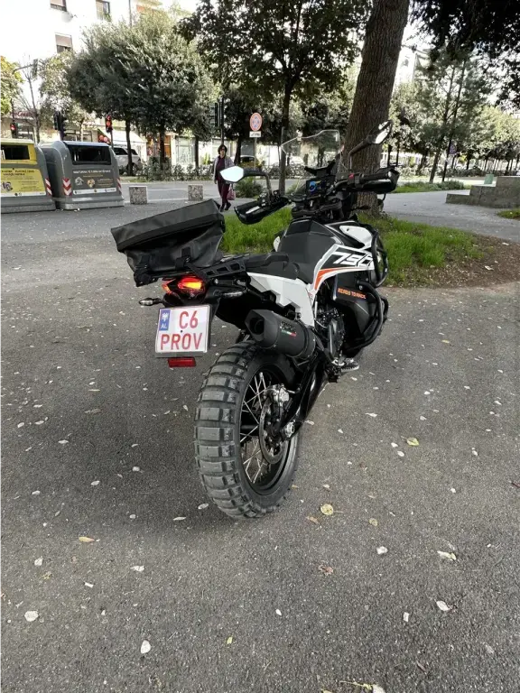 Ktm 790 cc vit 2019