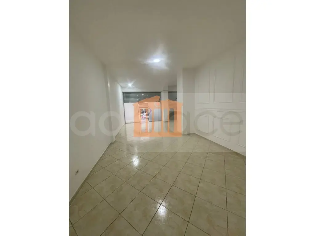 Pasuri të patundshme komerciale 160 m² 1 kati