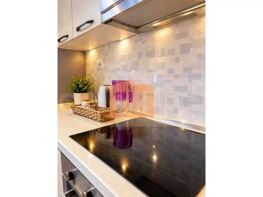 Apartament 1+2 dhoma 130 m² 8 kati