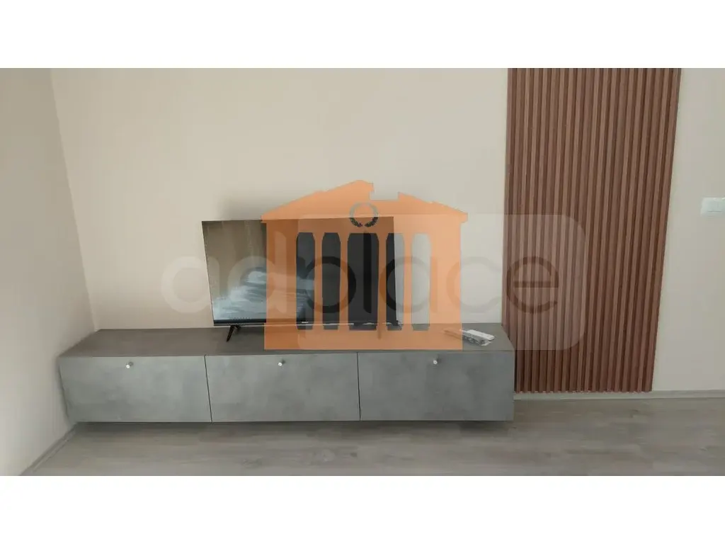 Apartament 1+3 dhoma 137 m² 2 kati