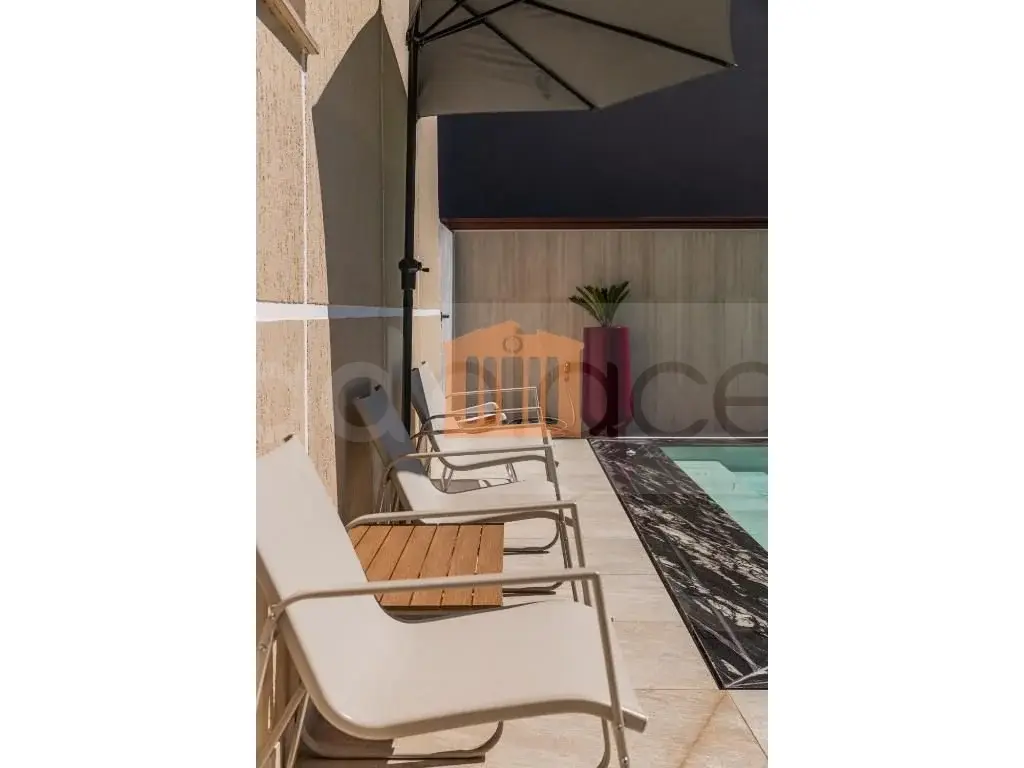 Vilë 160 m² 1 kati