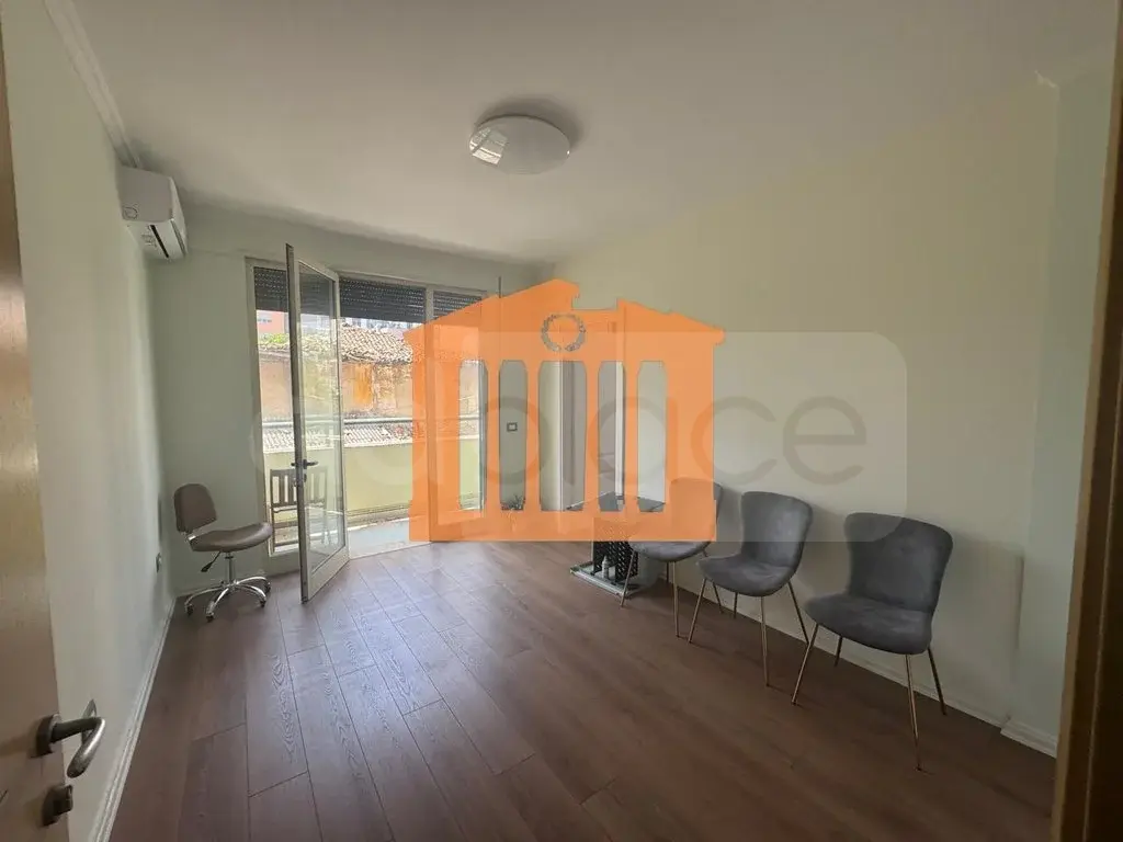 Pasuri të patundshme komerciale 72 m² 1 kati