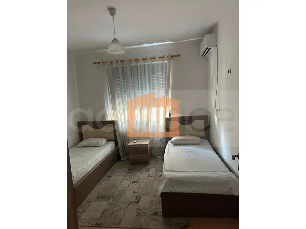 Apartament 1+2 dhoma 80 m² 2 kati