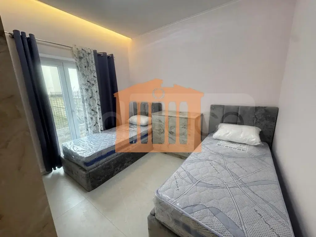 Apartament 1+2 dhoma 130 m² 1 kati