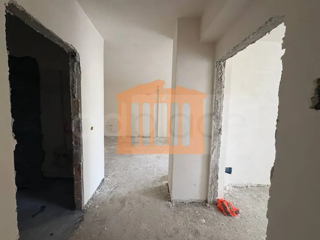 Apartament 1+1 dhoma 82 m² 1 kati