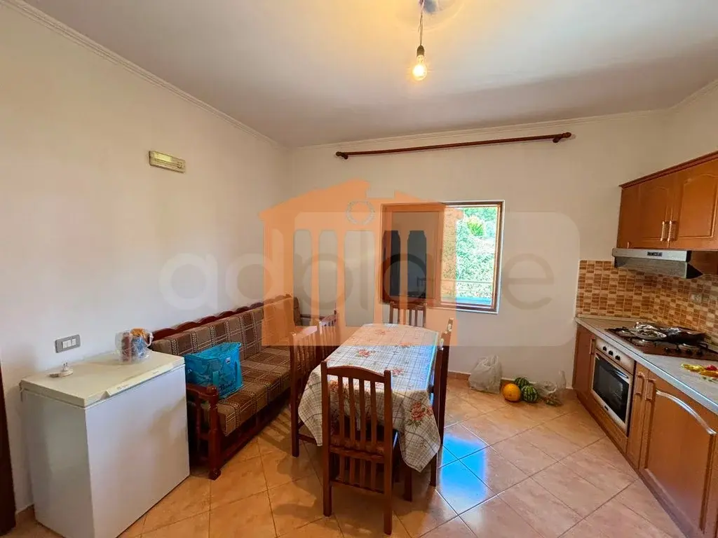 Apartament 1+2 dhoma 105 m² 2 kati