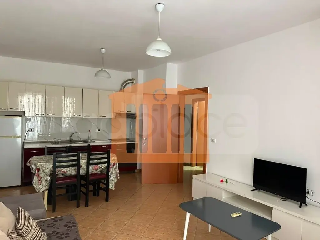 Apartament 1+2 dhoma 80 m² 2 kati