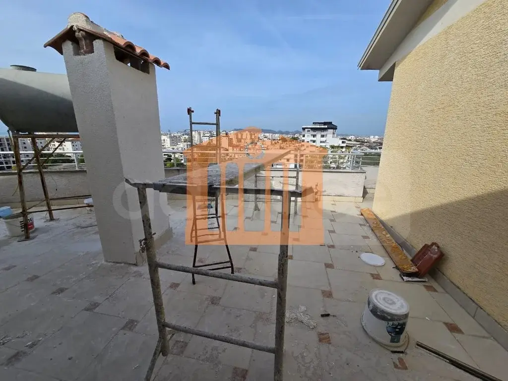 Apartament 1+3 dhoma 162 m²