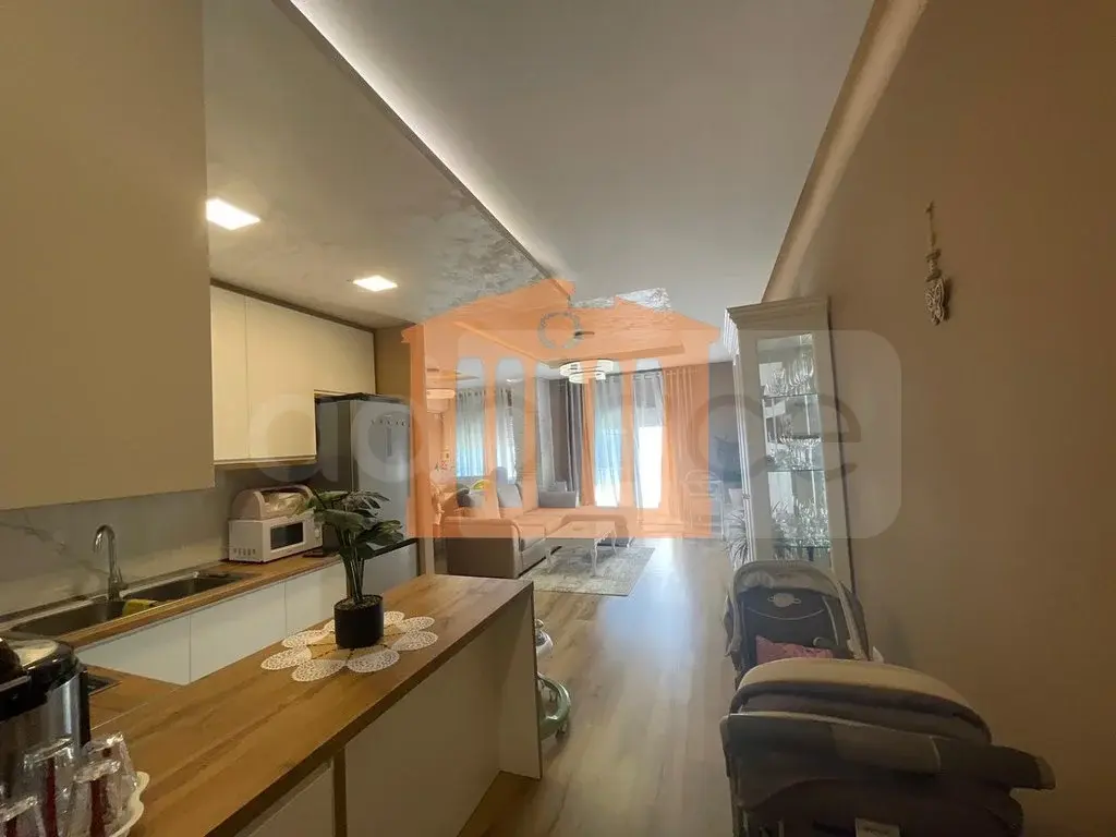 Apartament 1+2 dhoma 100 m² 6 kati