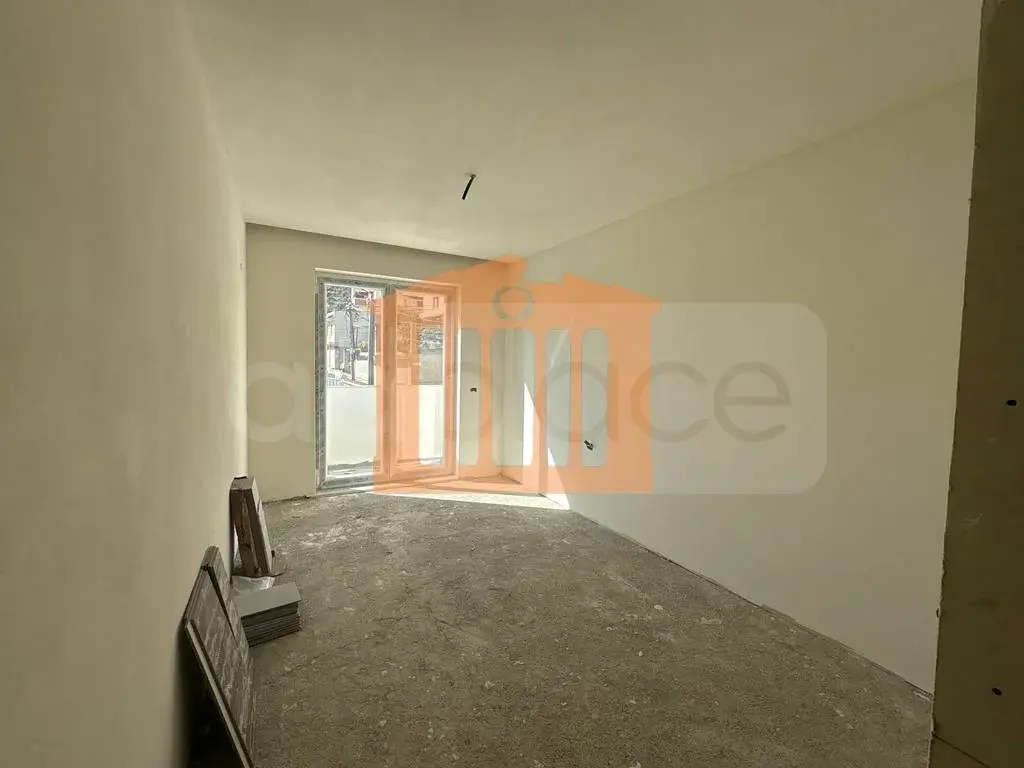 Apartament 1+3 dhoma 114 m² 2 kati