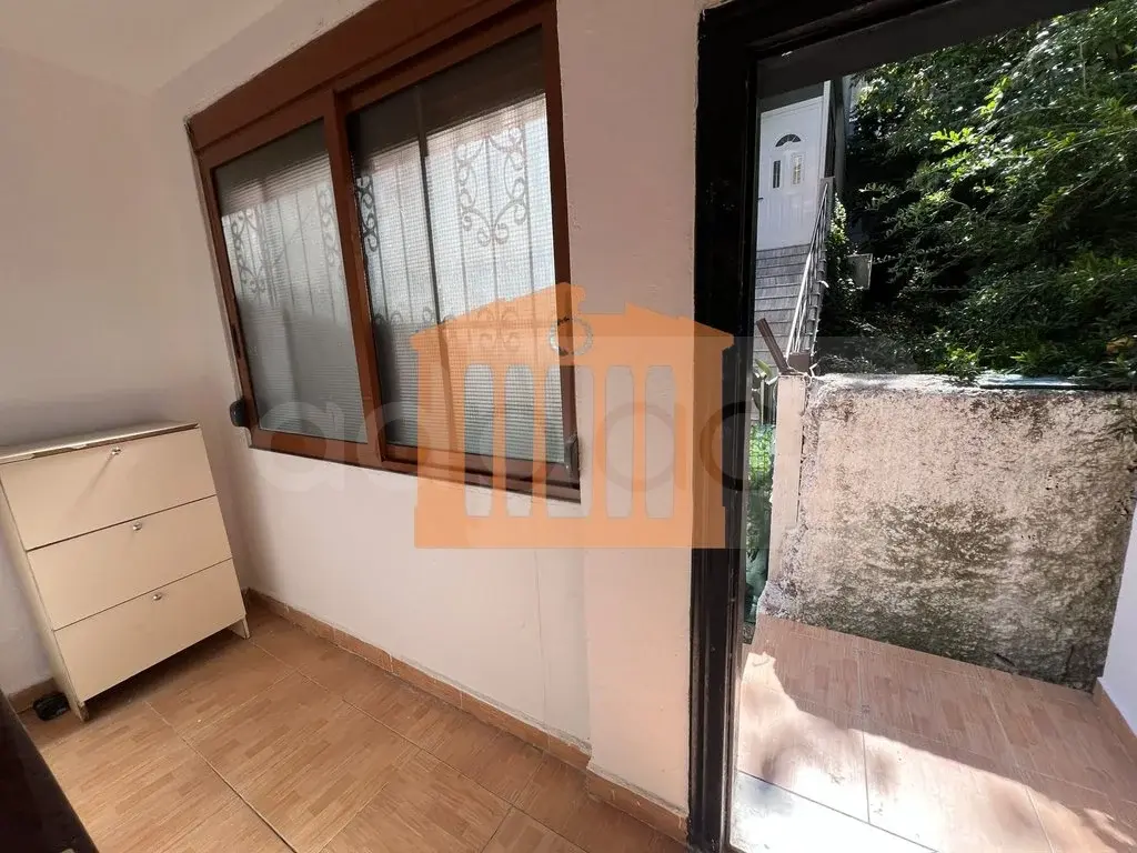 Pasuri të patundshme komerciale 100 m²