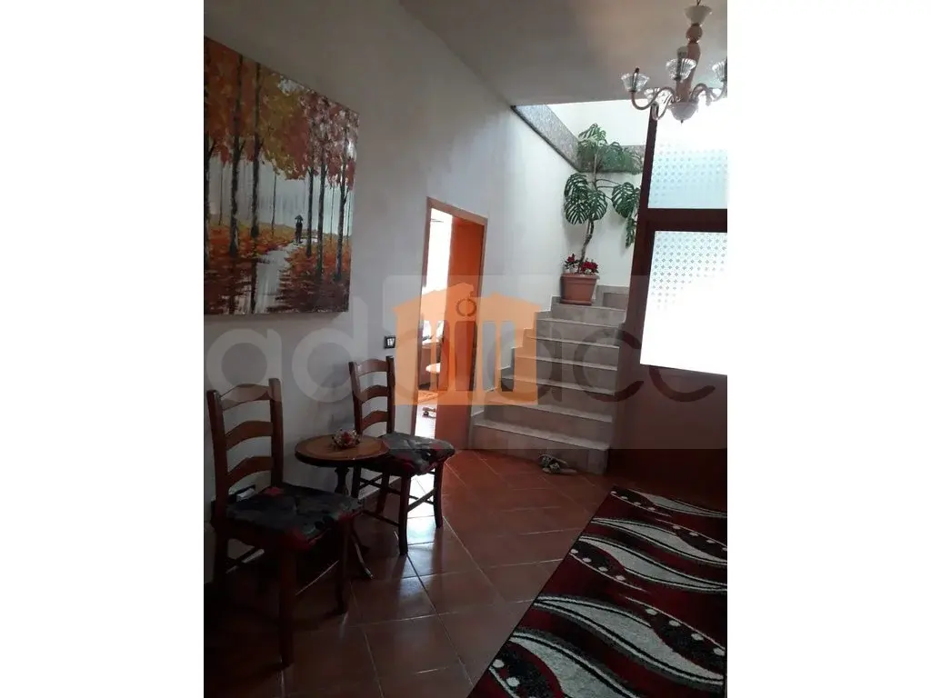 Vilë 232 m² 2 kati