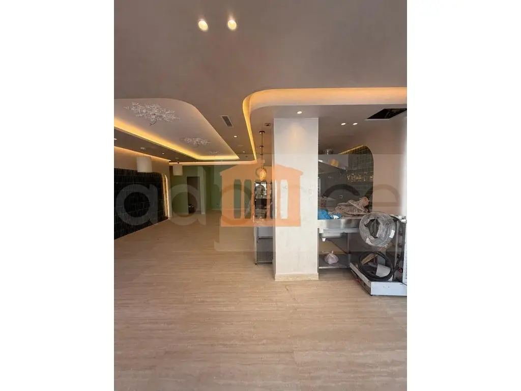 Pasuri të patundshme komerciale 120 m² 1 kati