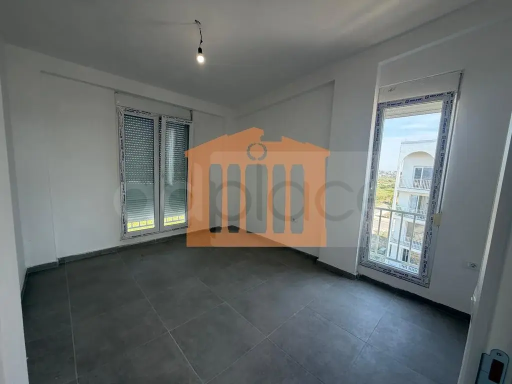 Apartament 1+2 dhoma 85 m² 4 kati
