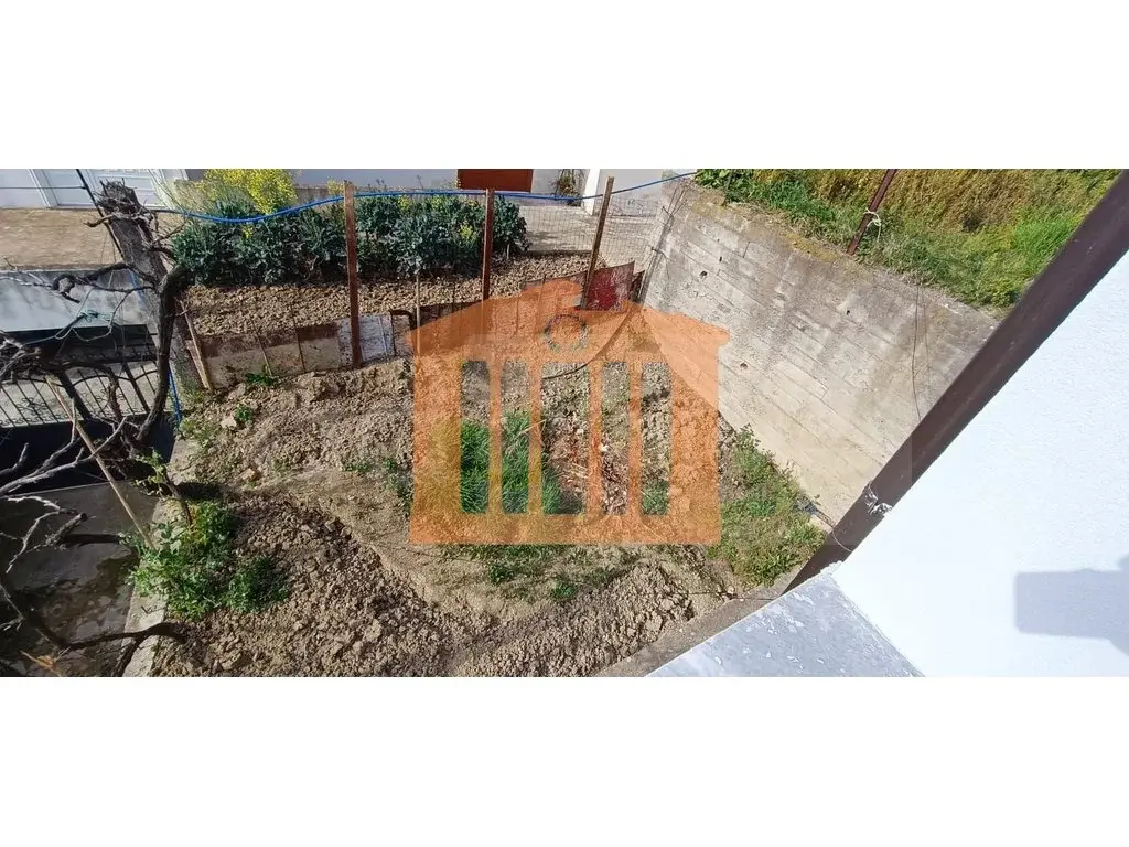 Vilë 180 m² 1, 2 kati