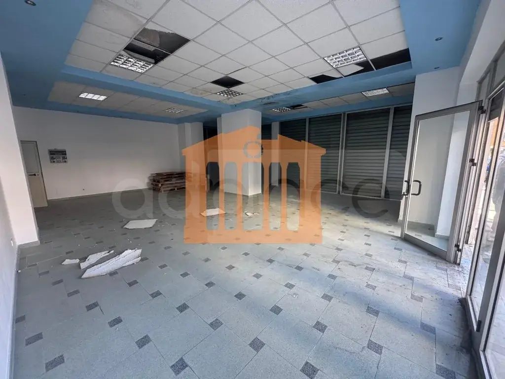 Pasuri të patundshme komerciale 100 m² 1 kati