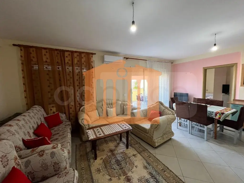 Apartament 1+3 dhoma 85 m² 5 kati