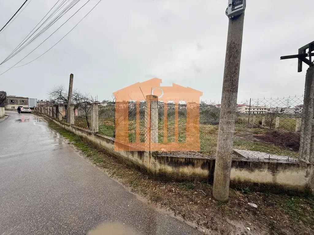Parcela toke 4560 m²