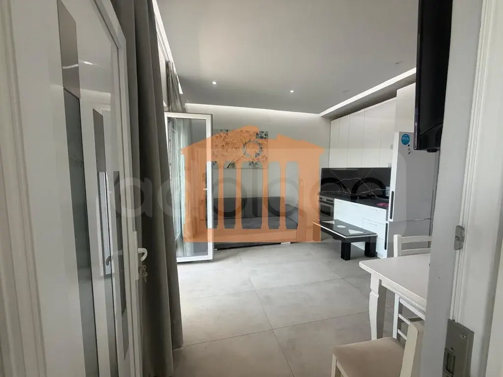Apartament 1+1 dhoma 65 m² 3 kati