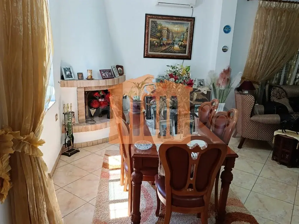 Vilë 480 m² 1, 2, 3 kati