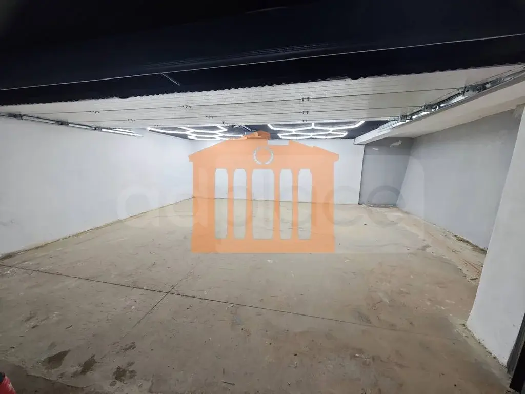 Garazh 33 m² 1 kati