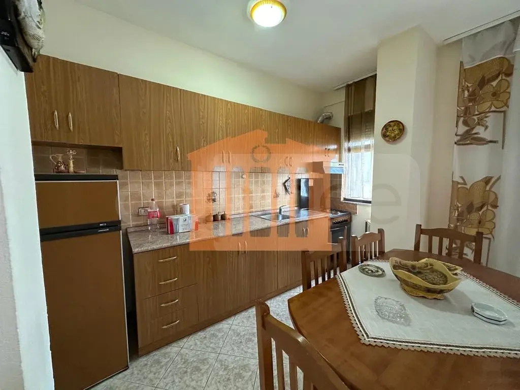 Apartament 1+2 dhoma 102 m² 2 kati