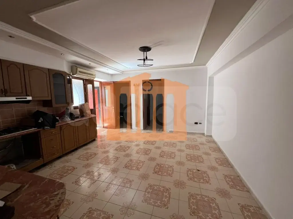 Pasuri të patundshme komerciale 100 m²