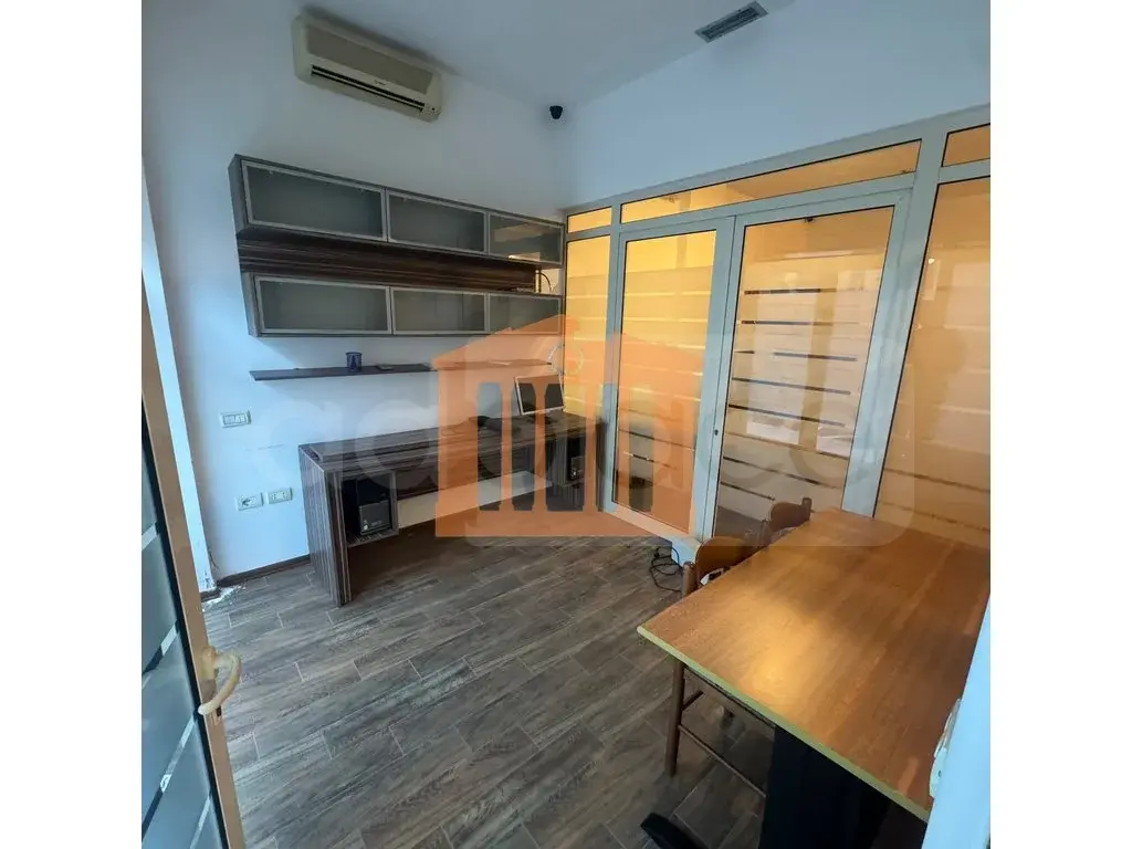 Pasuri të patundshme komerciale 60 m² 1 kati