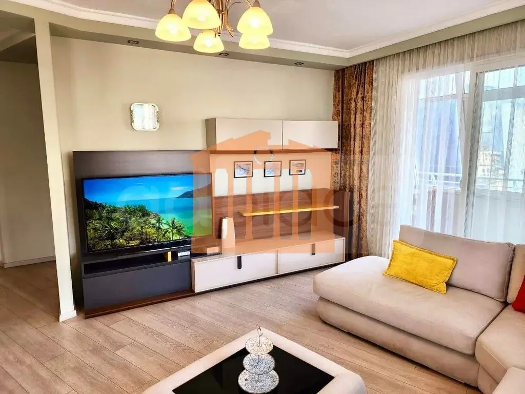 Apartament 1+2 dhoma 140 m² 2 kati