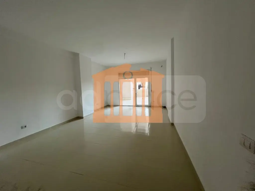 Apartament 1+2 dhoma 130 m² 1 kati