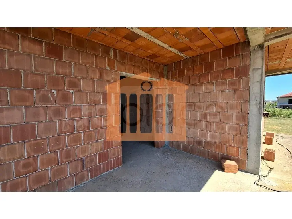 Vilë 278 m² 1 kati