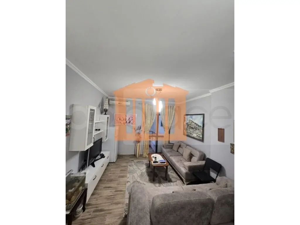 Apartament 1+1 dhoma 3 kati