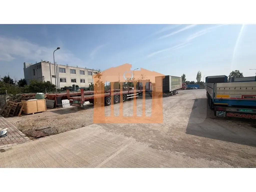 Pasuri të patundshme komerciale 750 m²
