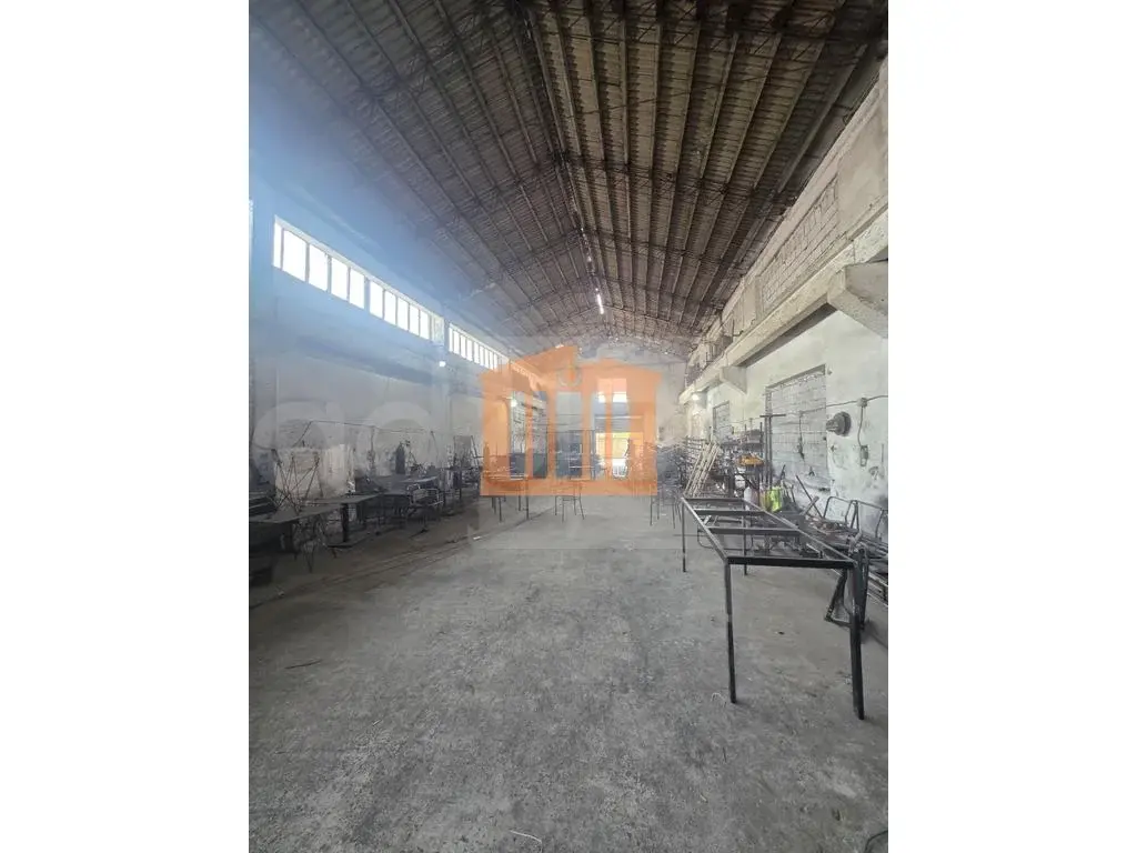 Pasuri të palujtshme komerciale 306 m²