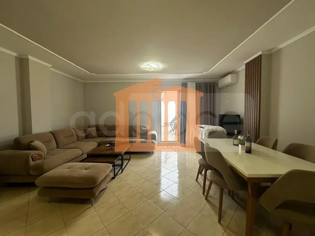 Apartament 1+2 dhoma 93 m² 4 kati