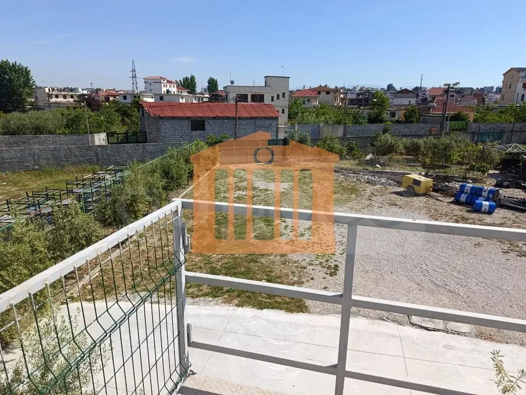 Pasuri të patundshme komerciale 700 m²