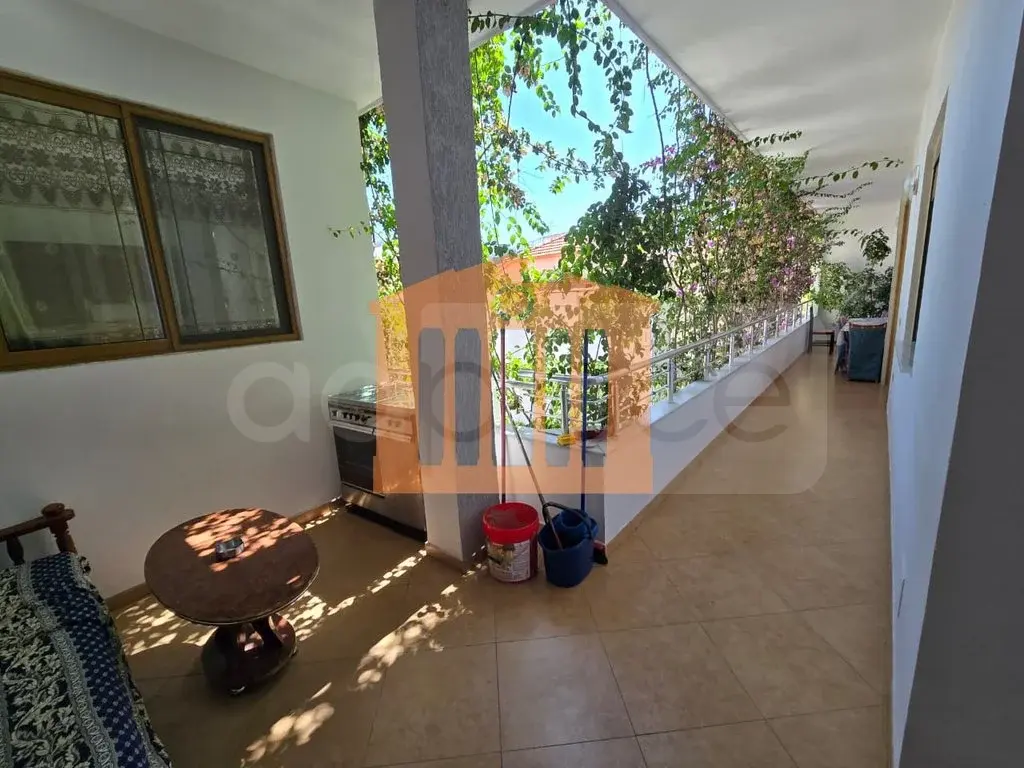Pasuri të palujtshme komerciale 1193 m² 1 kati