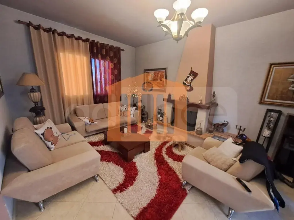 Vilë 174 m² 2 kati